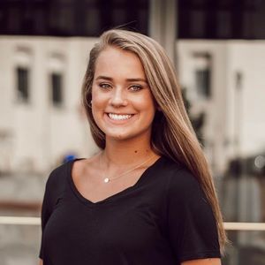 Meet your Posher, Macy